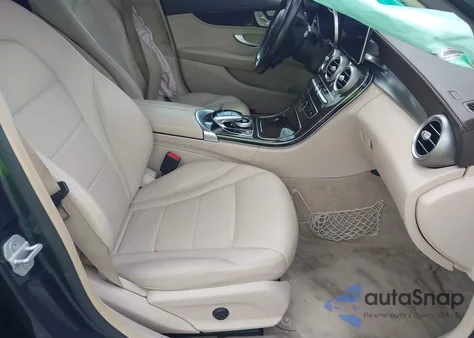 2015 Mercedes-Benz C 300 4Matic/Luxury 4Matic/Sport 4Matic из США, поврежденный, VIN 55SWF4KB0FU023429